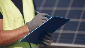 Normative-fotovoltaico-Italia-2025